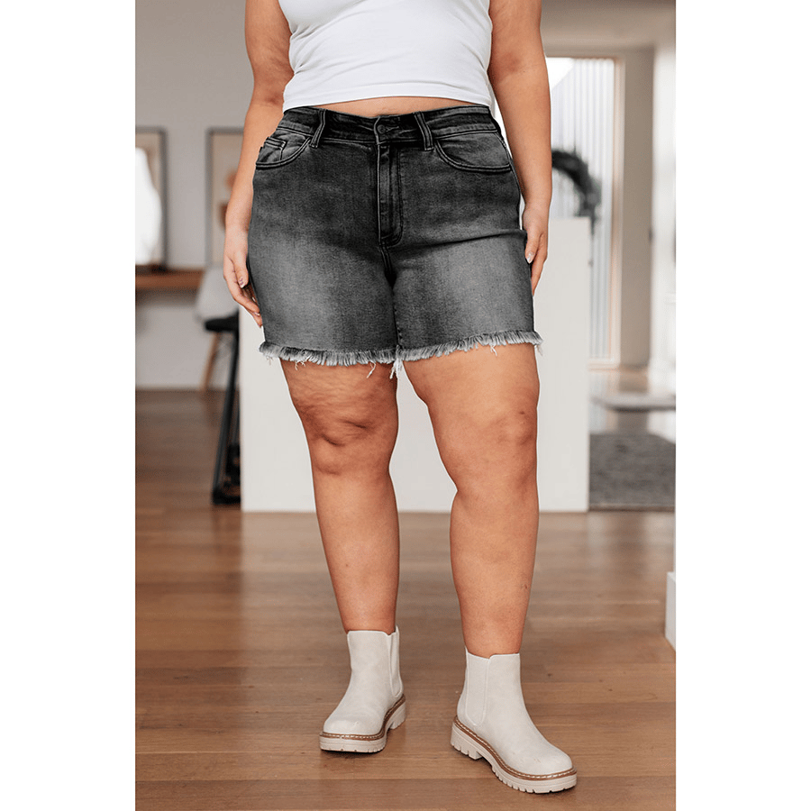 🔥 Siste dag – 49 % RABATT 🔥 Høytlivsklippede "Dad Shorts" med frynset kant